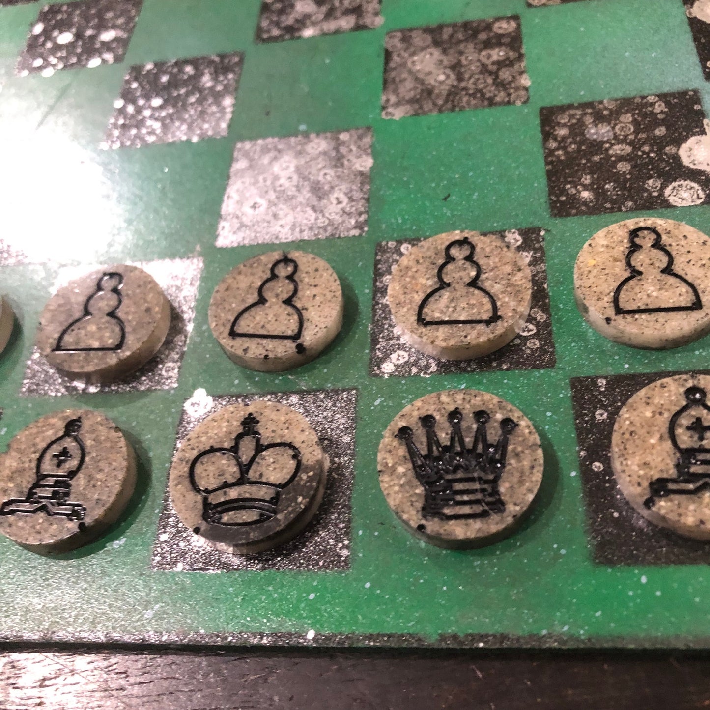 Chrome Drip Green - Painted Chess Set