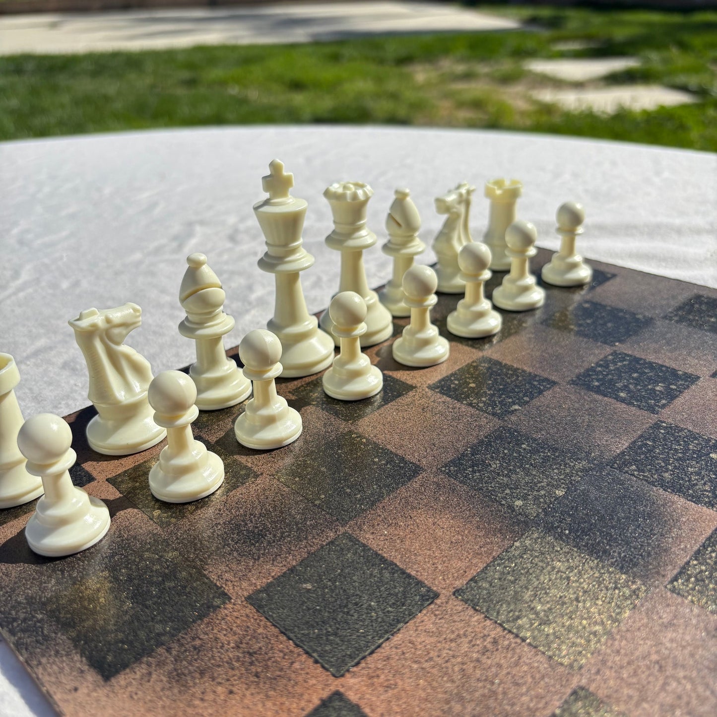 Vintage Brown - Painted Chess Set
