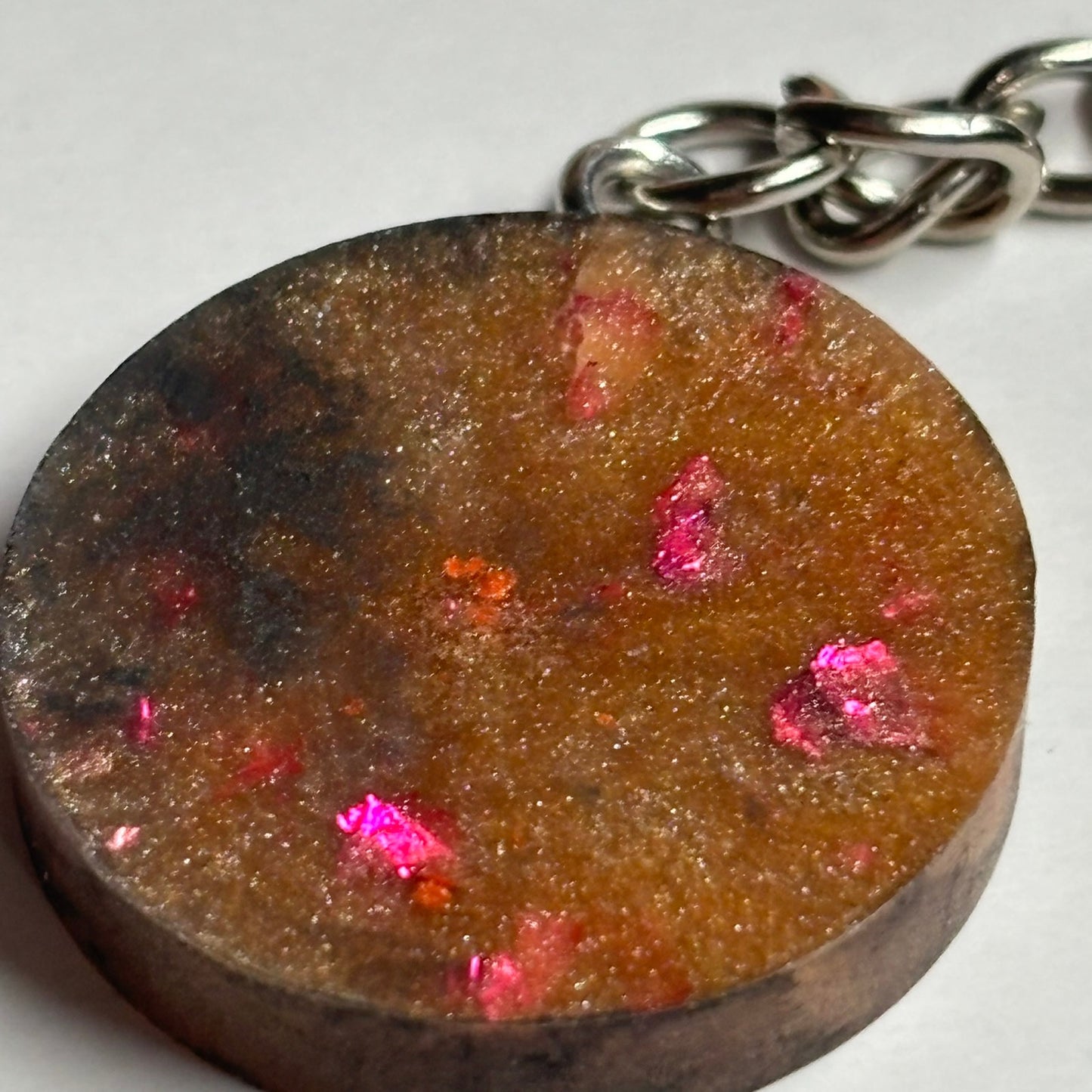 Black Lining Knight - Handmade Resin Keychain - Flat Edition