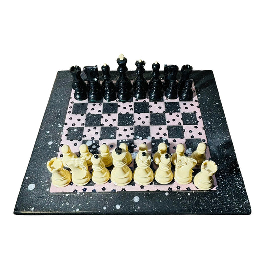 Light Pink Black Mini Flowers - Large Deluxe Chess Set