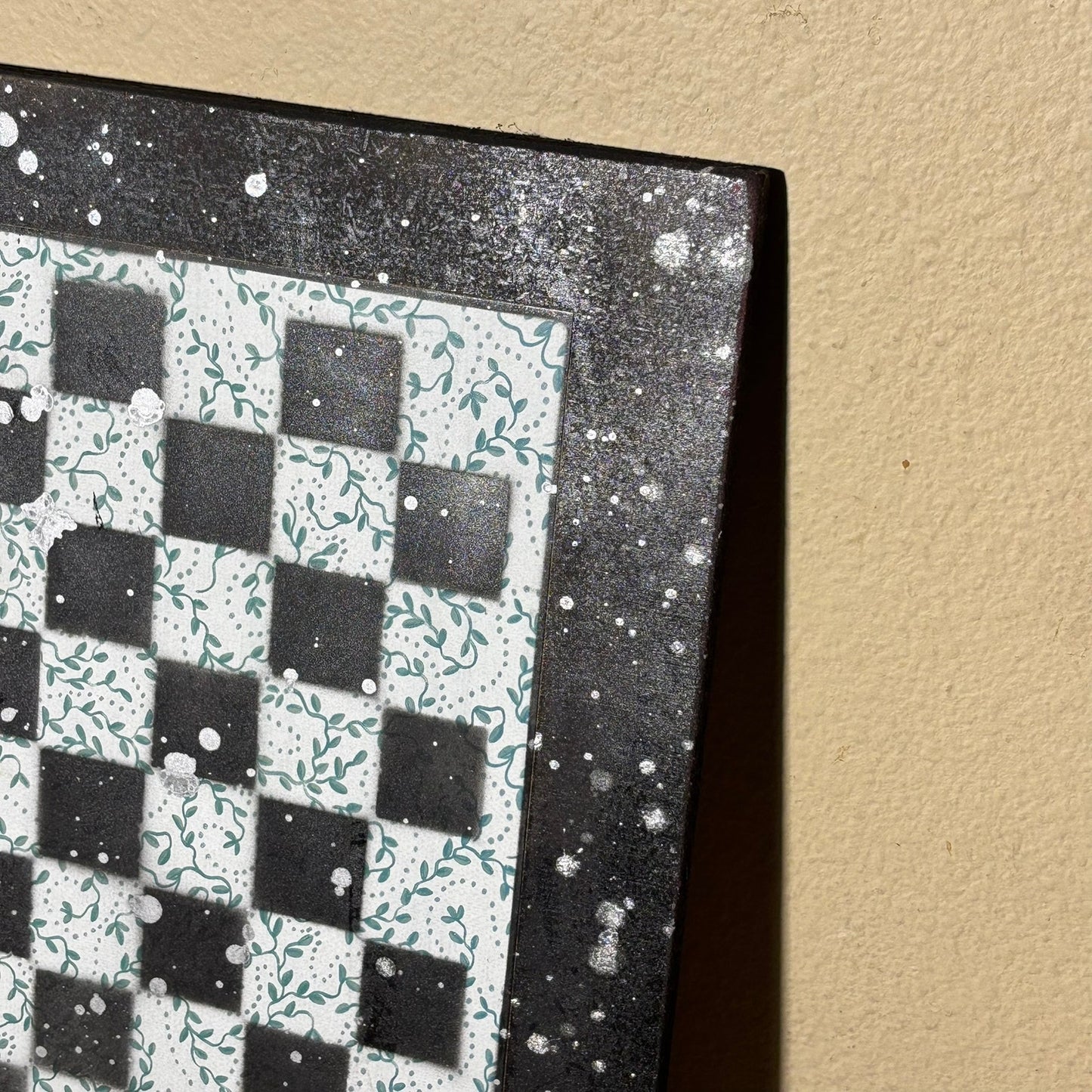 Vintage Pattern Chrome Drip - Large Scrapbook Chess Board