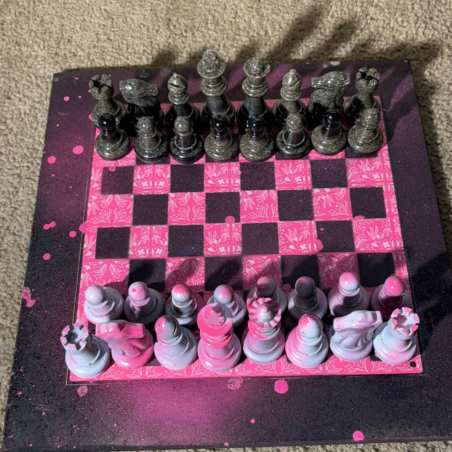 Supreme Pink - Large Deluxe Chess Set