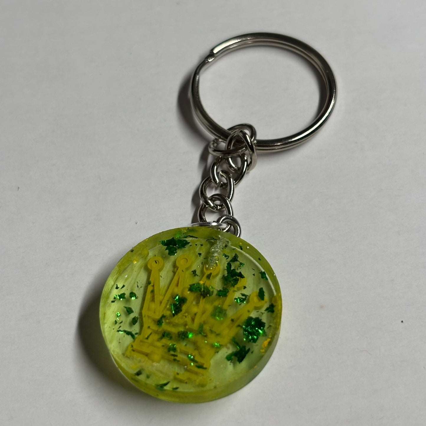Yellow Green Queen - Handmade Resin Keychain