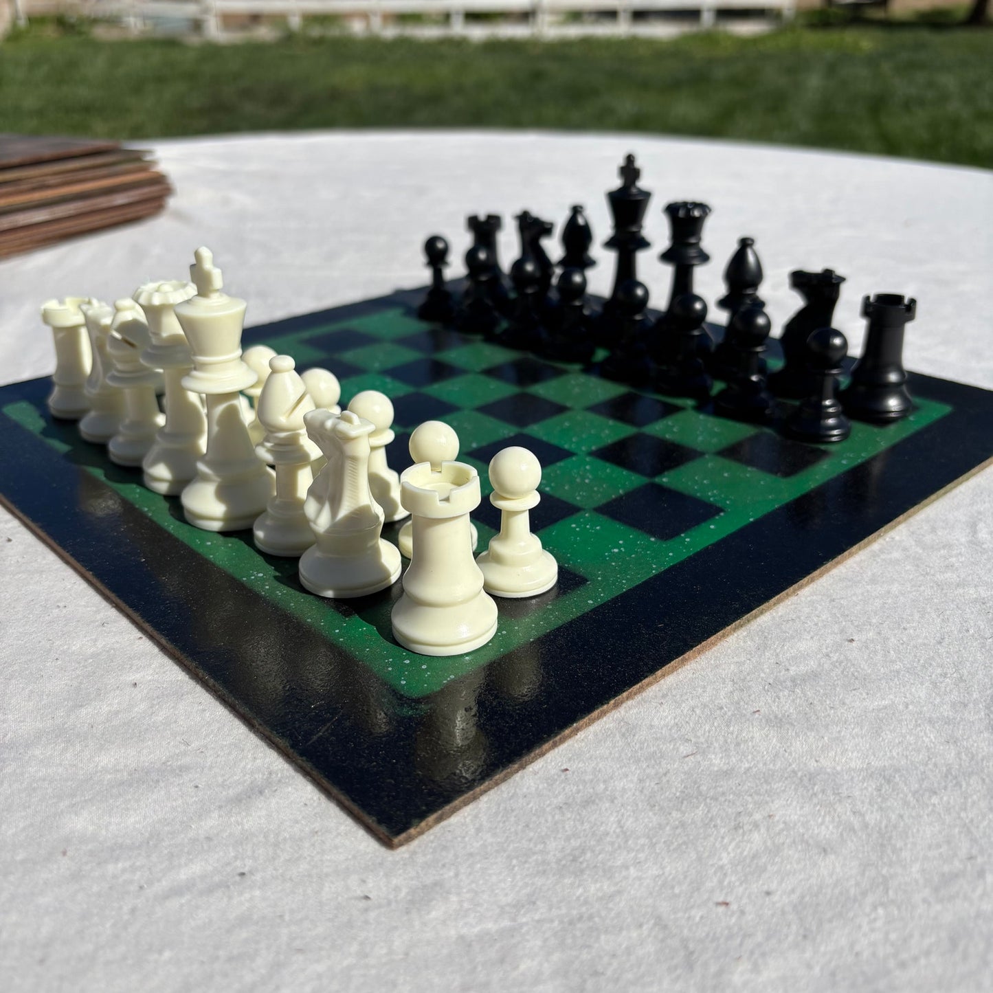 Green & Black - Painted Chess Set