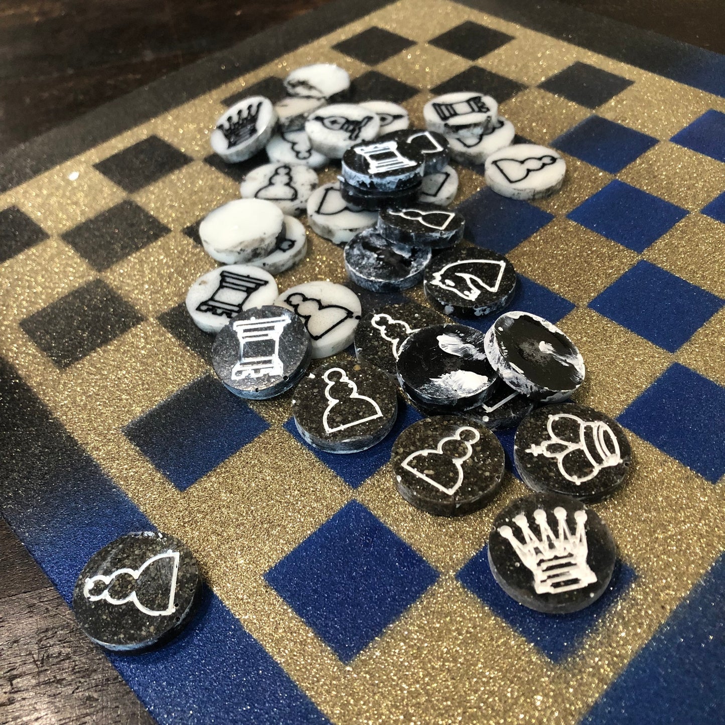 Sparkle Golden Blue - Painted Chess Set
