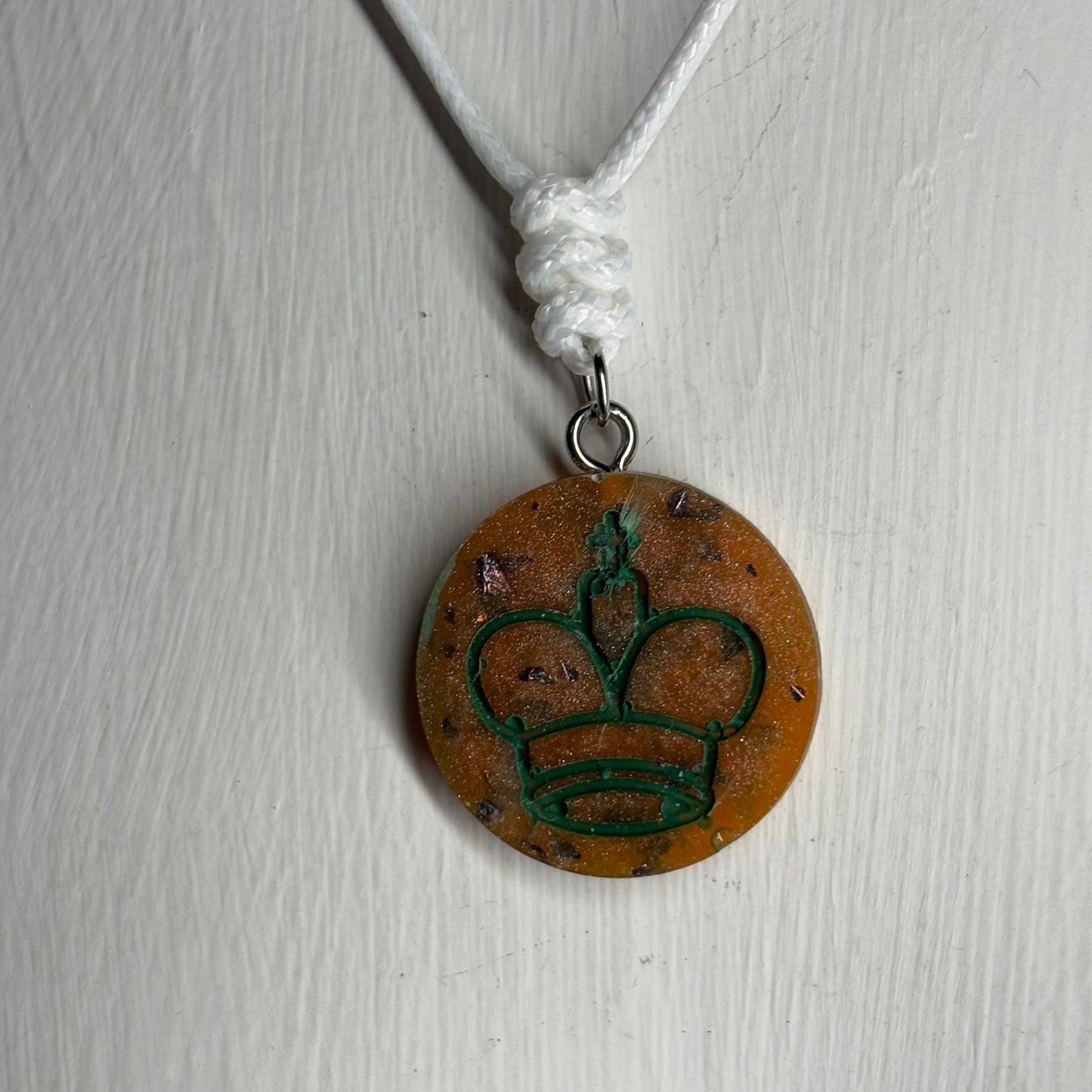 Green King Ember - Handmade Resin Chess Necklace - Flat Edition