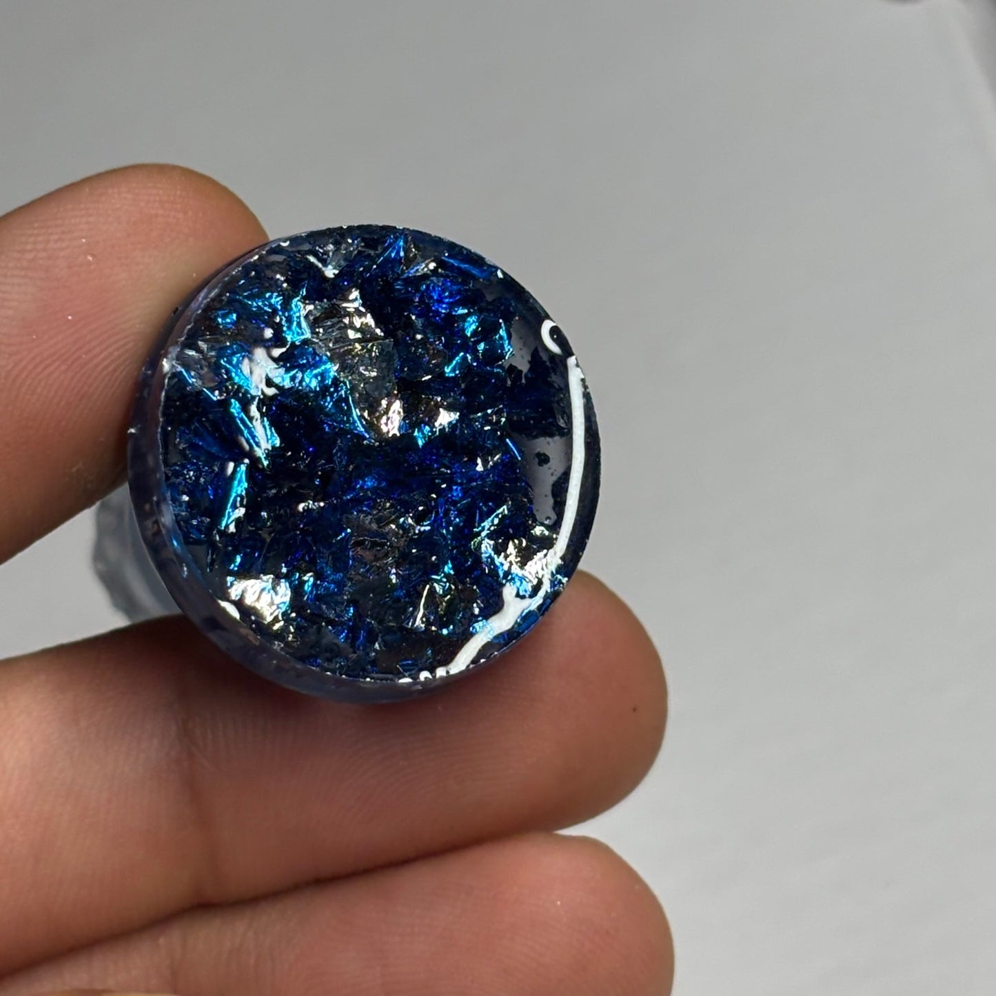 Light Blue Queen - Handmade Resin Keychain