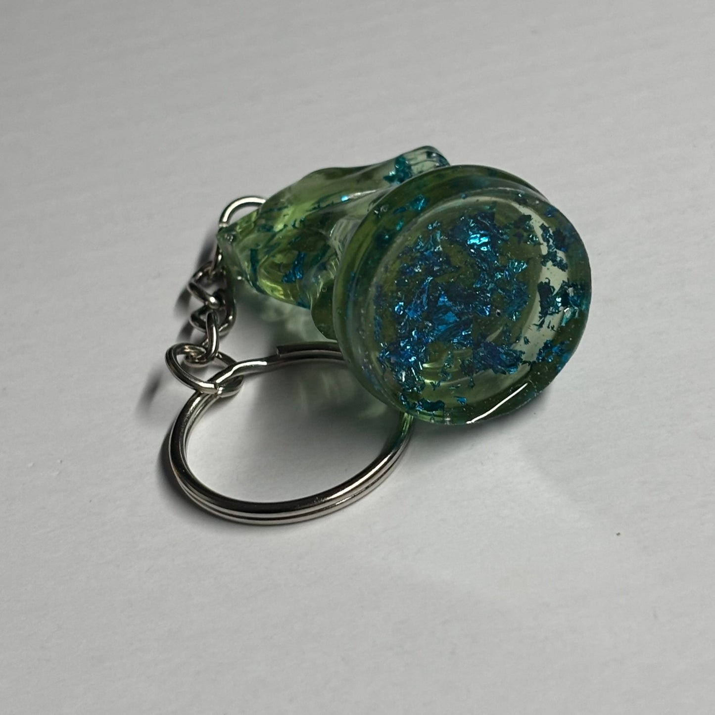 Green Sparkled Knight - Handmade Resin Keychain