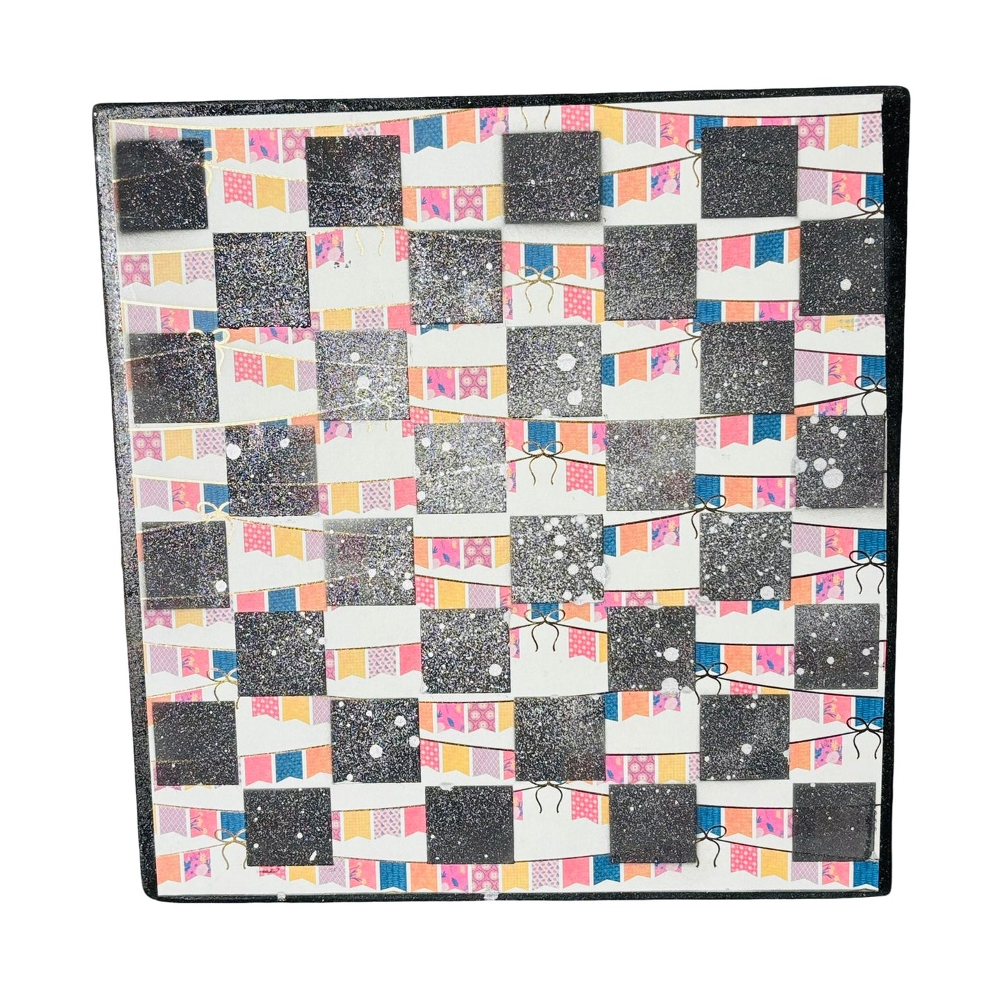 Happy Vintage - Scrapbook Chess Board