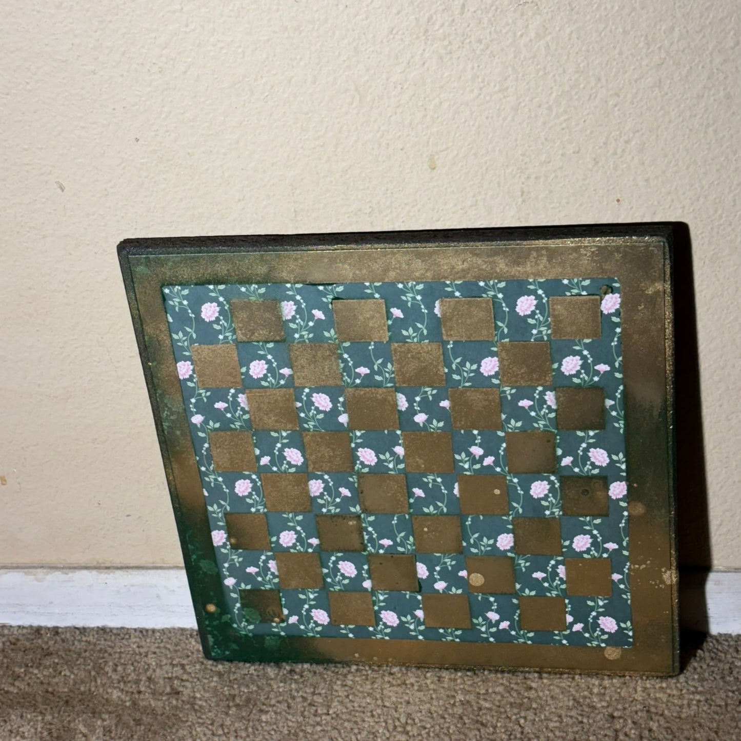 Golden Green Flowers - Scrapbook Chess Board