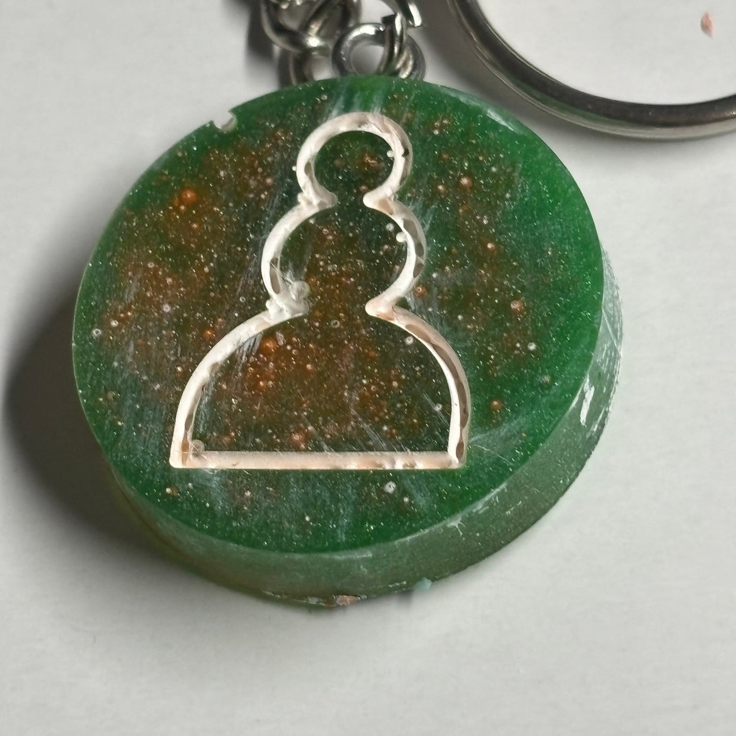 Spotted Green Pawn - Handmade Resin Keychain