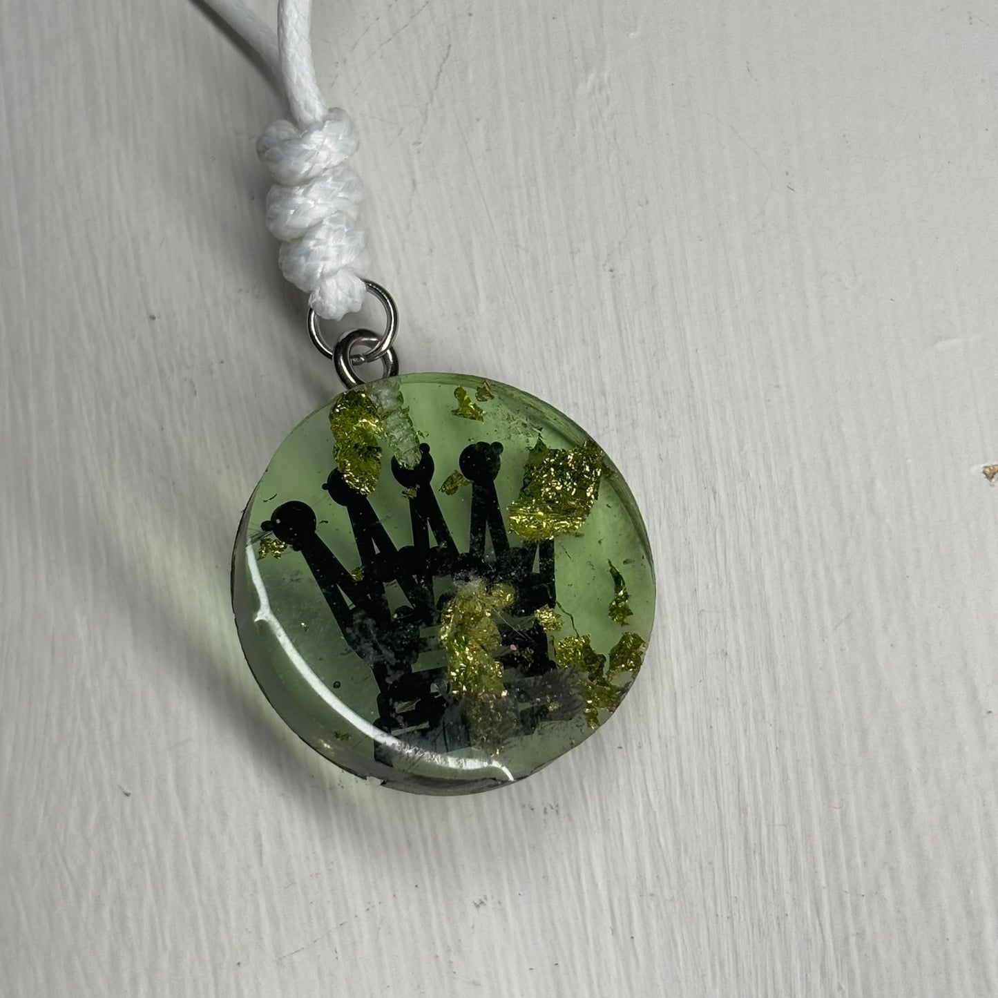 Splendid Green Queen - Handmade Resin Chess Necklace