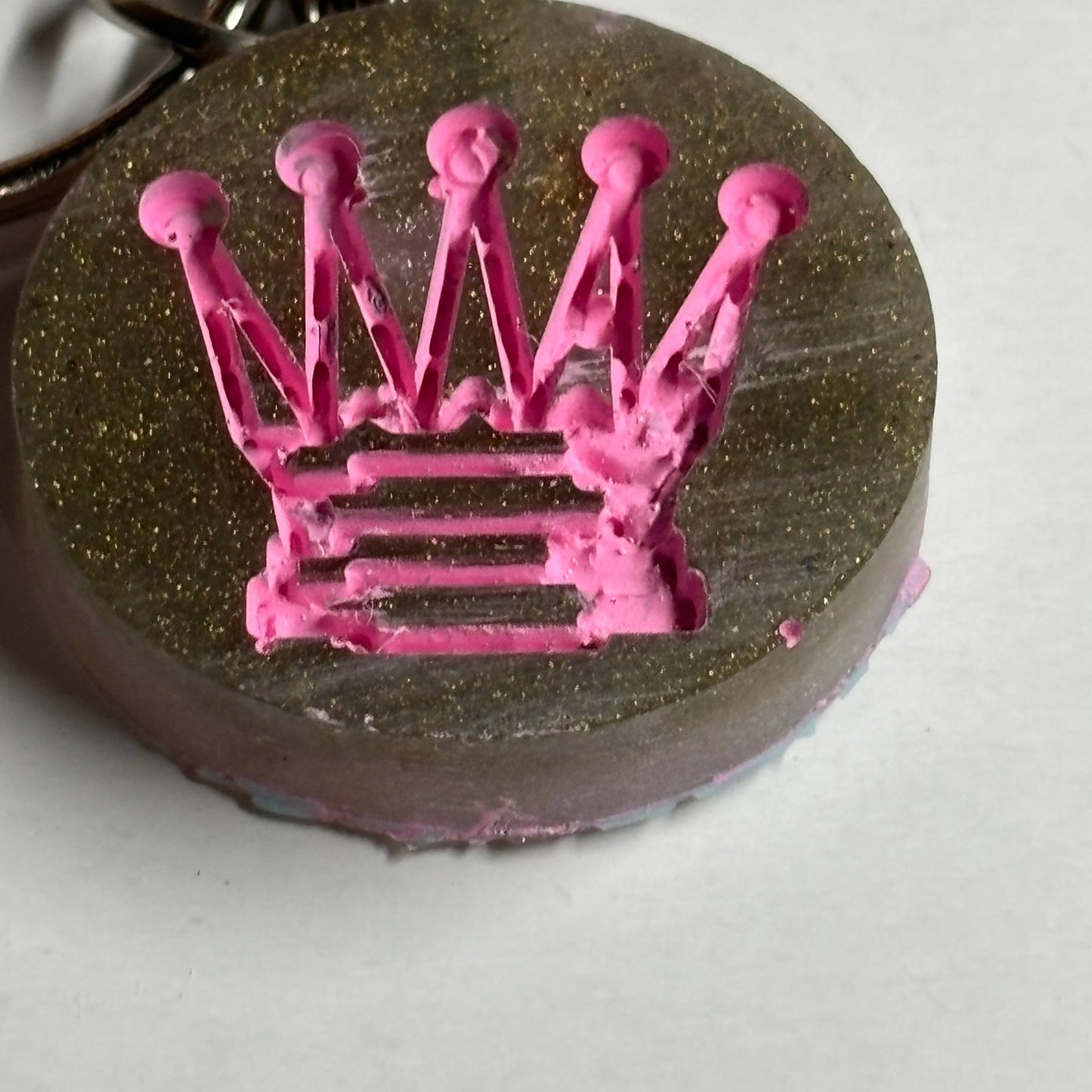 Pink Lining Queen - Handmade Resin Keychain - Flat Edition