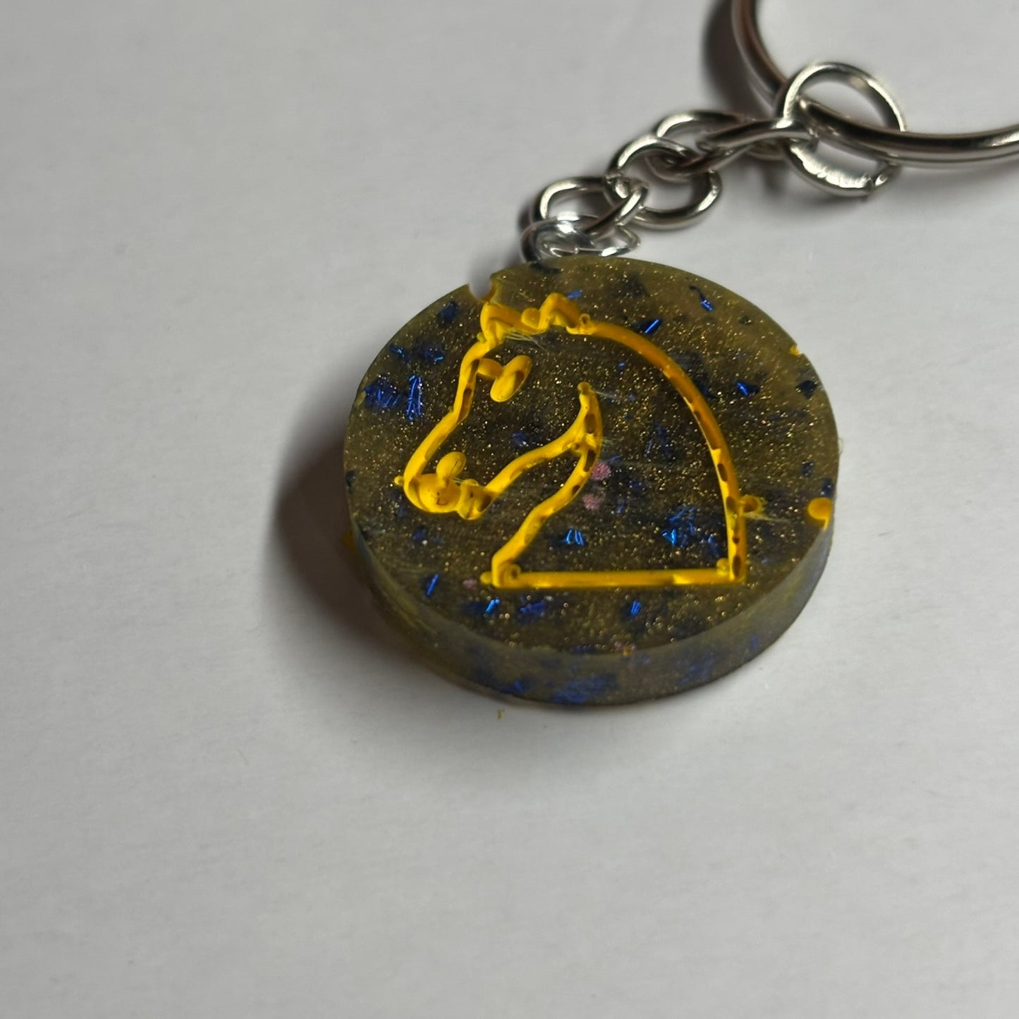 Army Green Royal Knight - Handmade Resin Keychain - Flat Edition