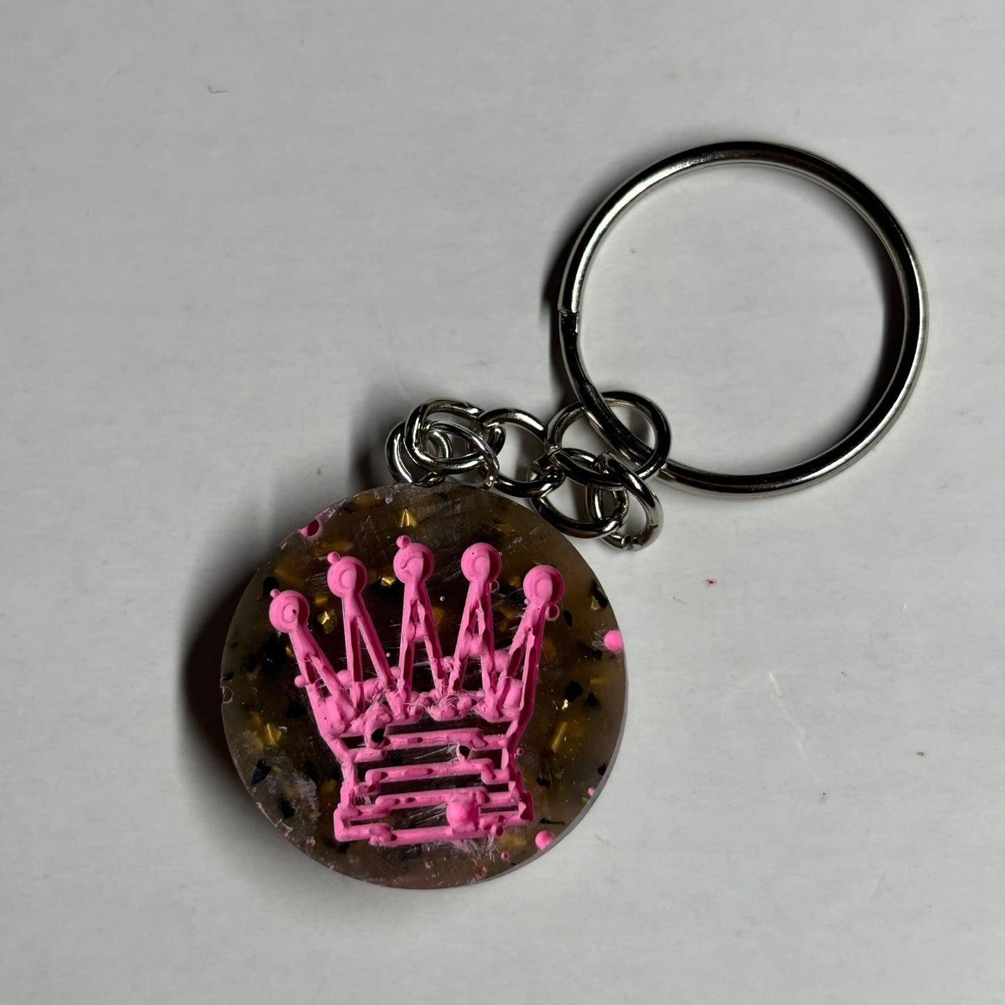 Luxurious Pink Queen - Handmade Resin Keychain