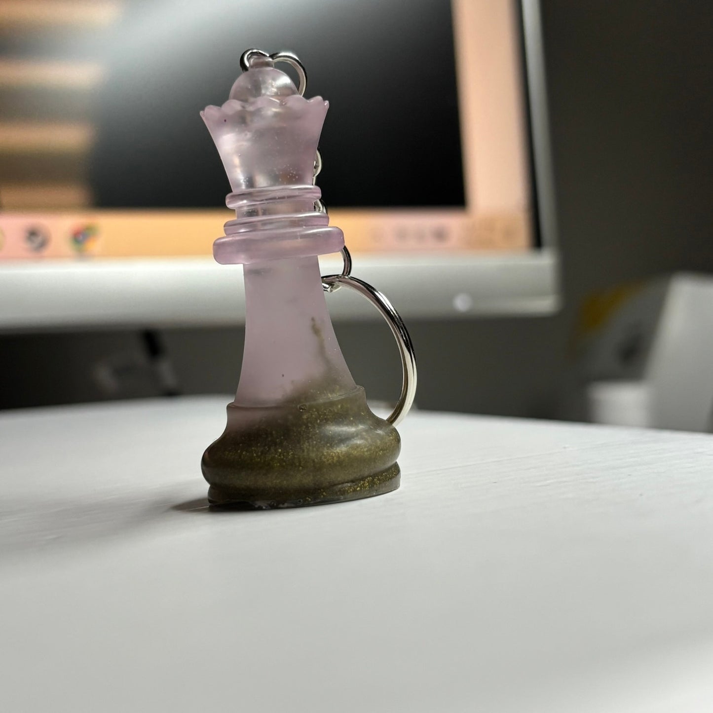 Vintage Pink Queen - Handmade Resin Keychain