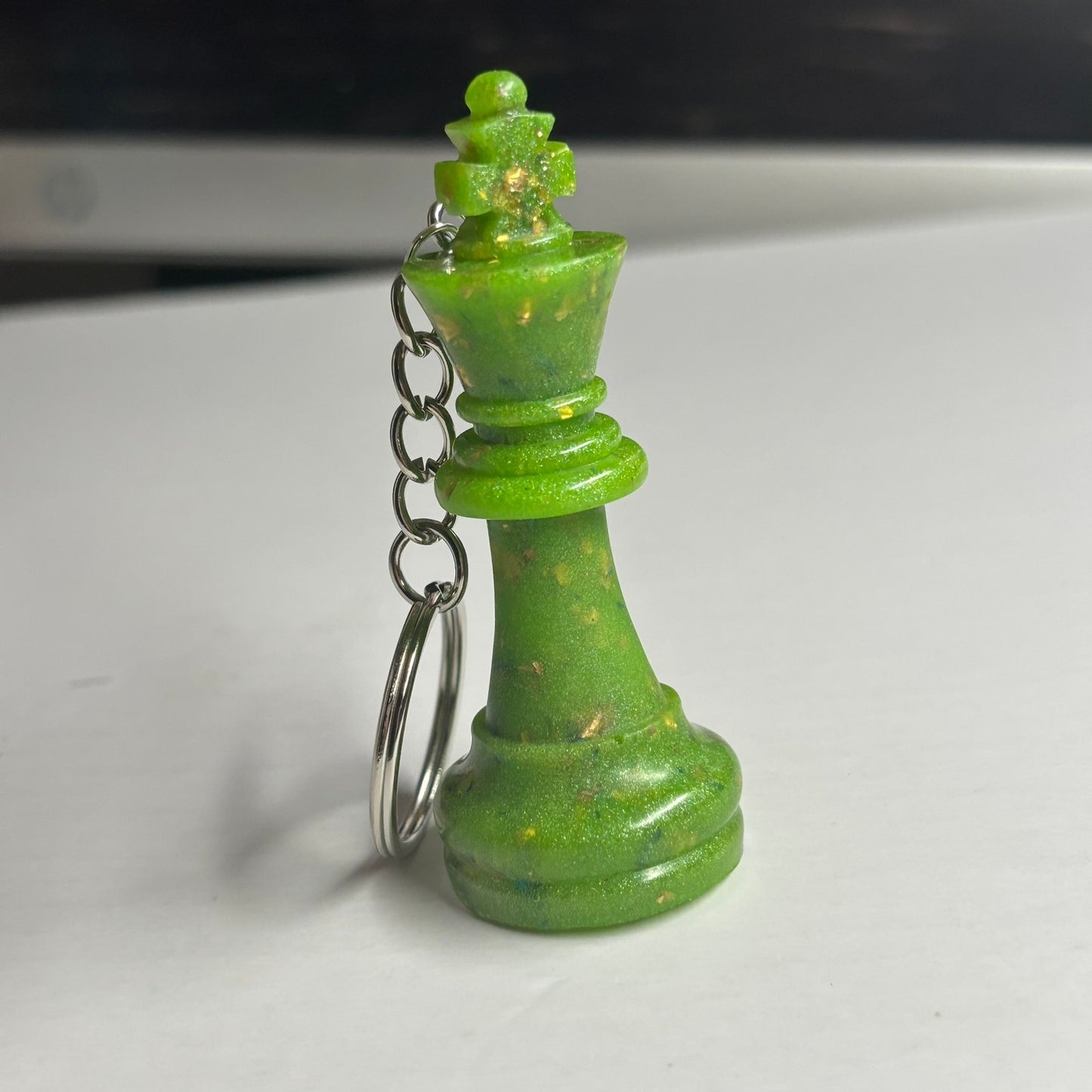 Green Sparkle King - Handmade Resin Keychain
