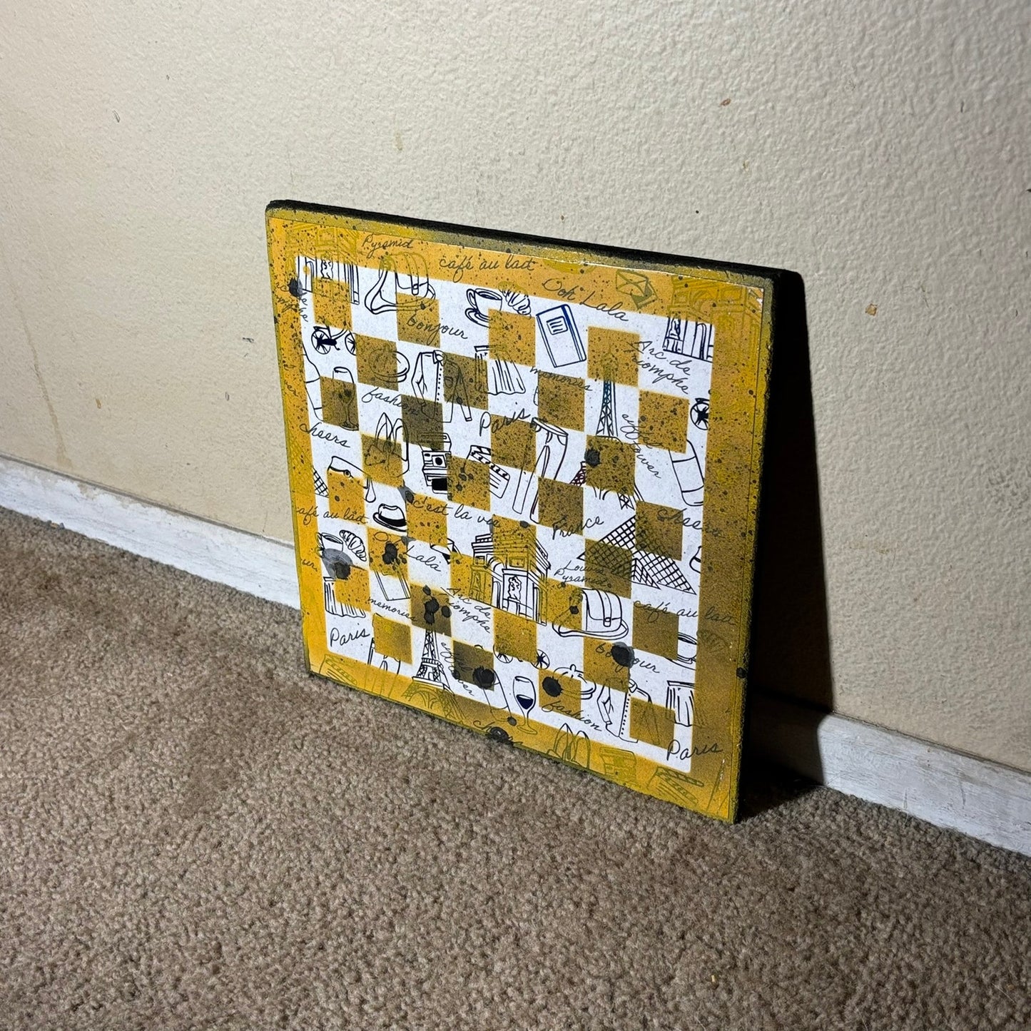 Sketch Yellow - Scrapbook Chess Board