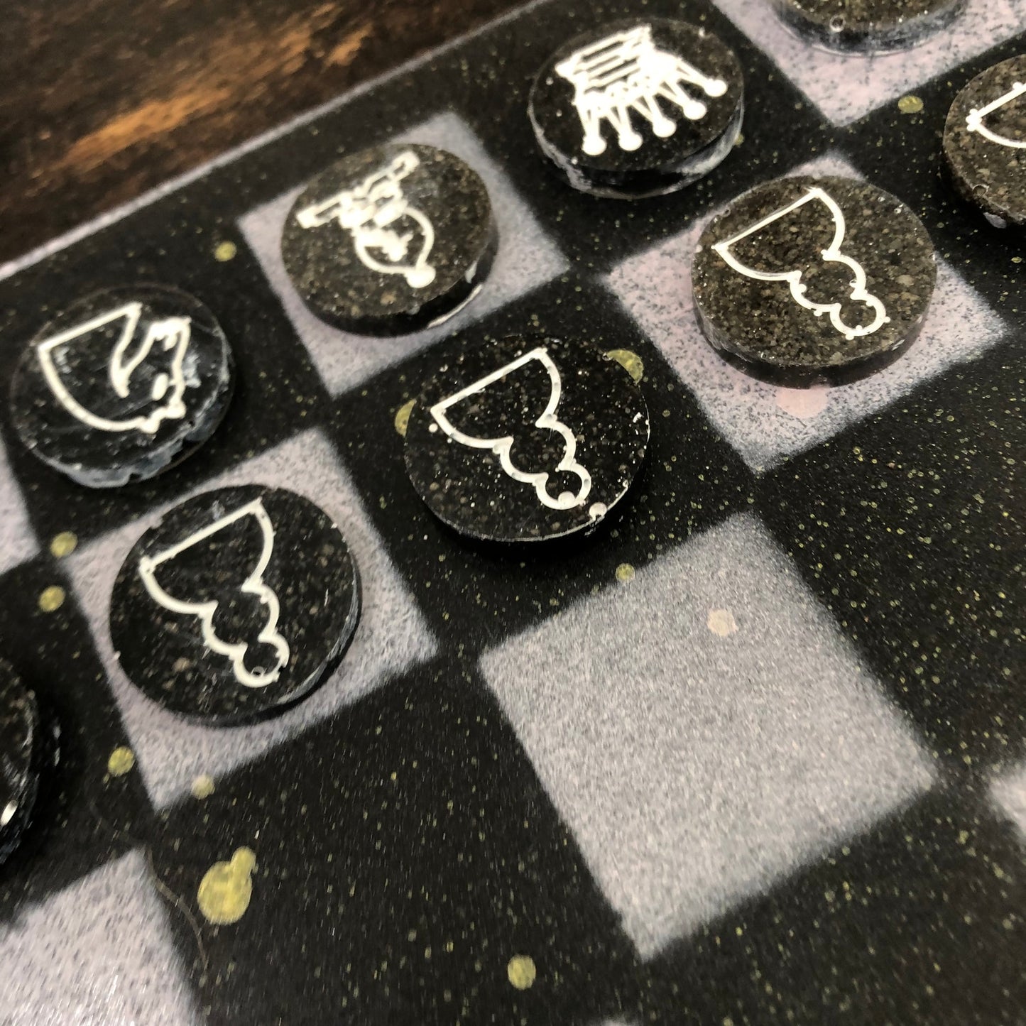 Stealthy Green - Painted Chess Set