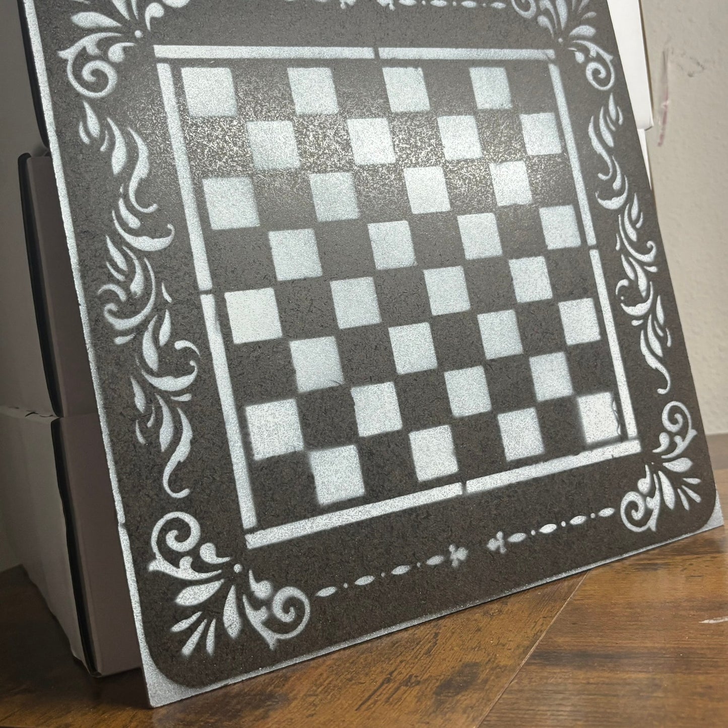 Simple Royal - Painted Chess Board