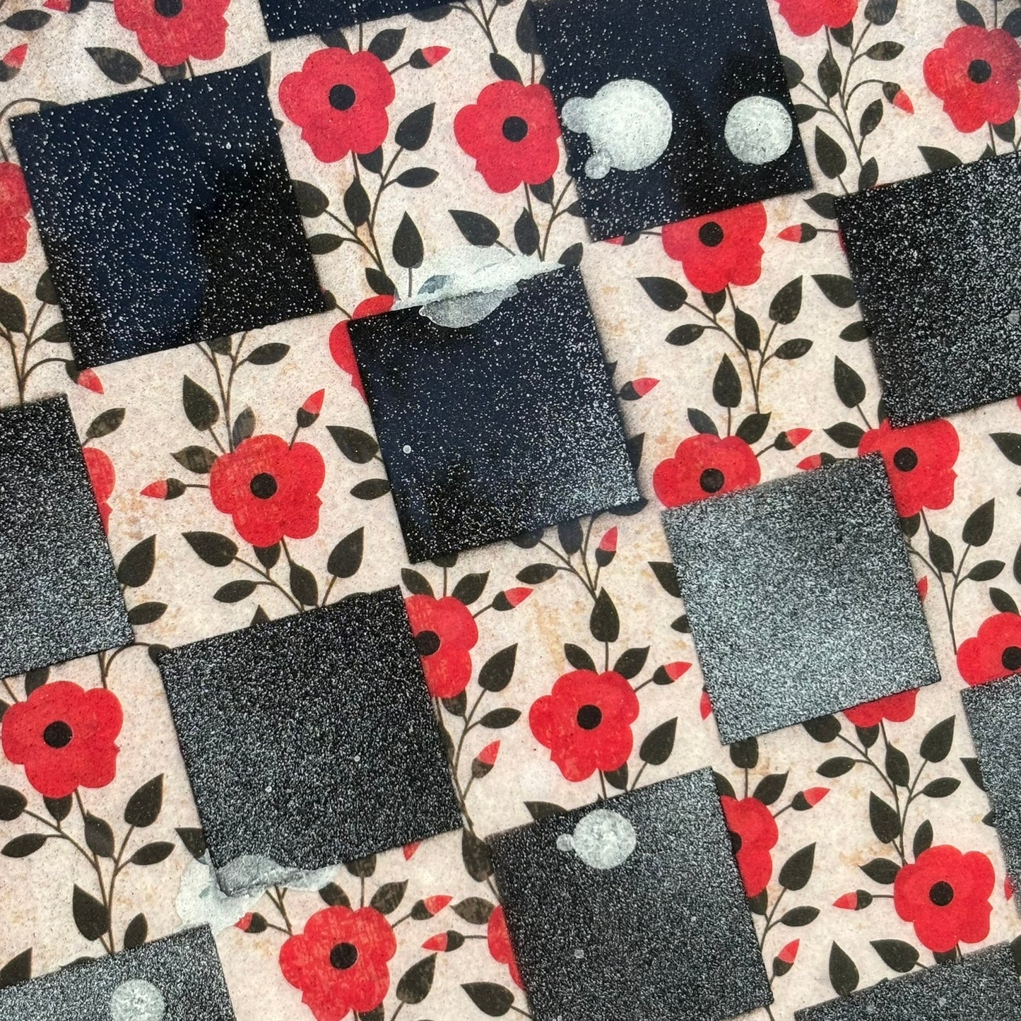 Red Flowers - Resin Coated Chess Board