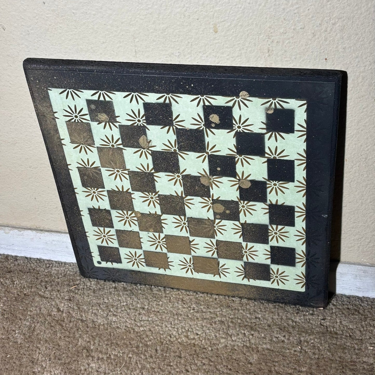 Green Vintage Gold Fade - Scrapbook Chess Board