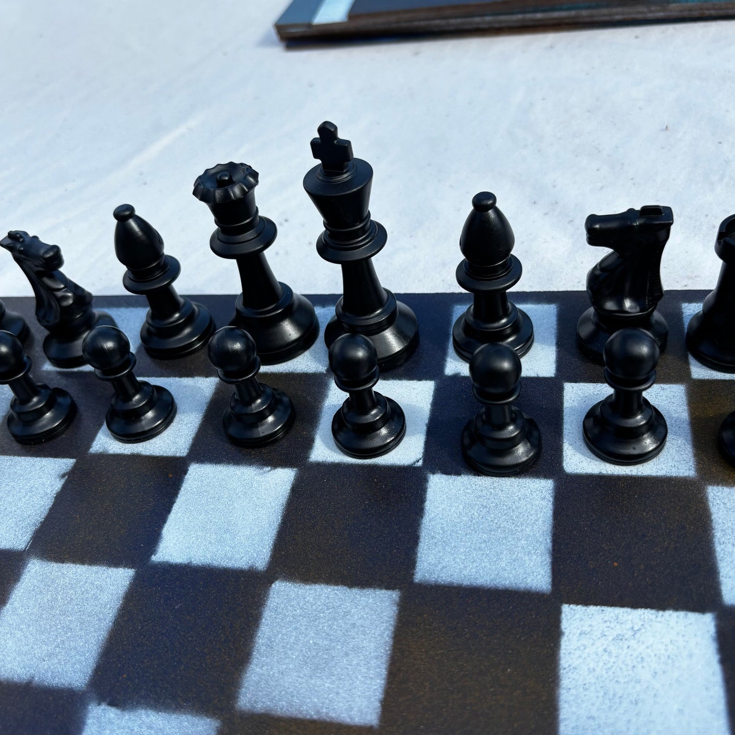 Alien Dark - Painted Chess Set