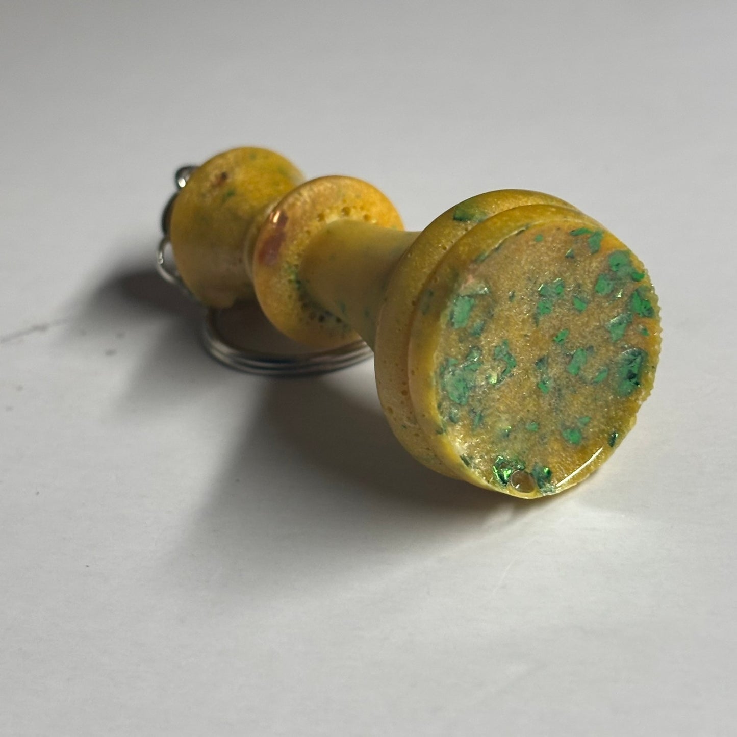 Royal Yellow/Green King - Handmade Resin Keychain