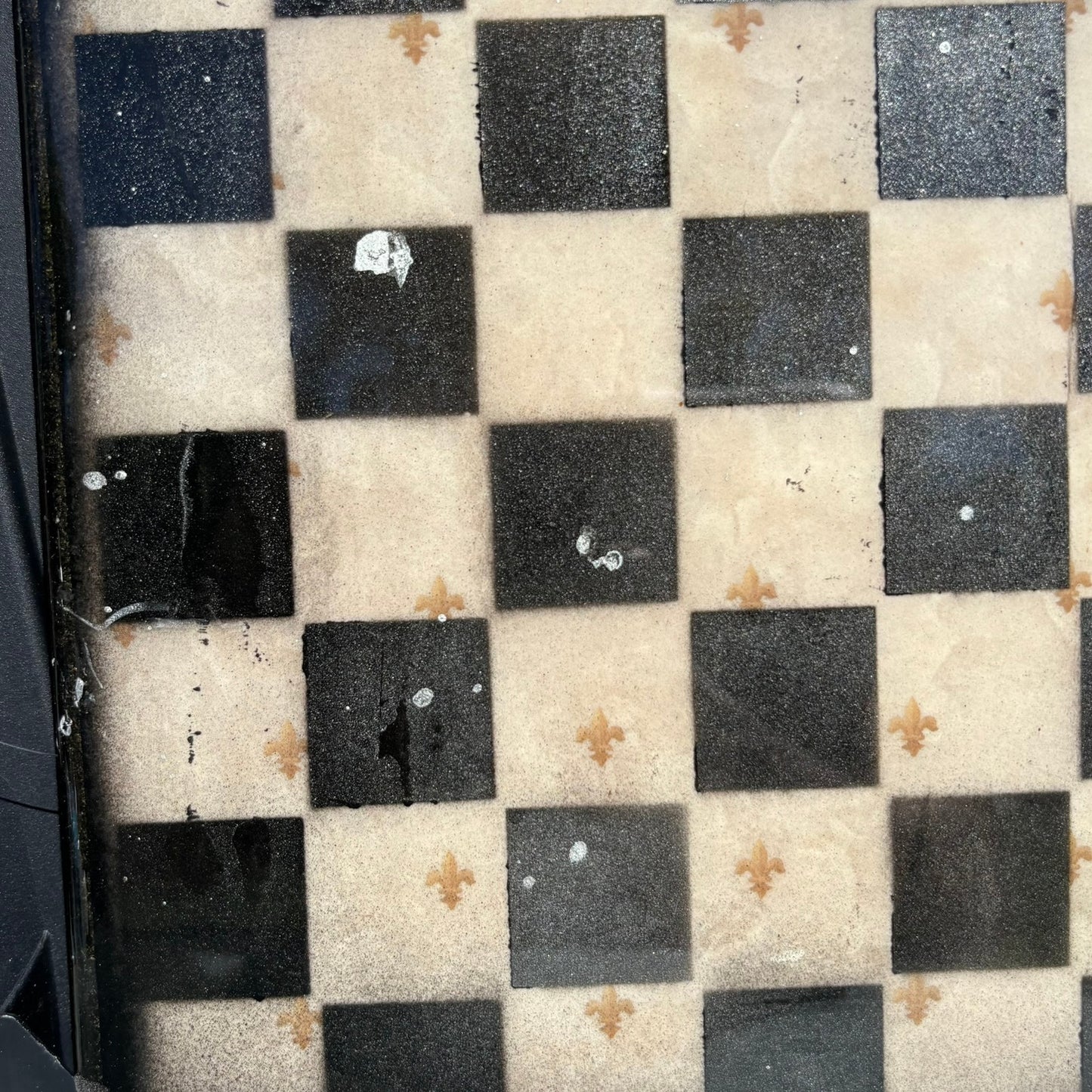 Old Cream - Resin Coated Chess Board