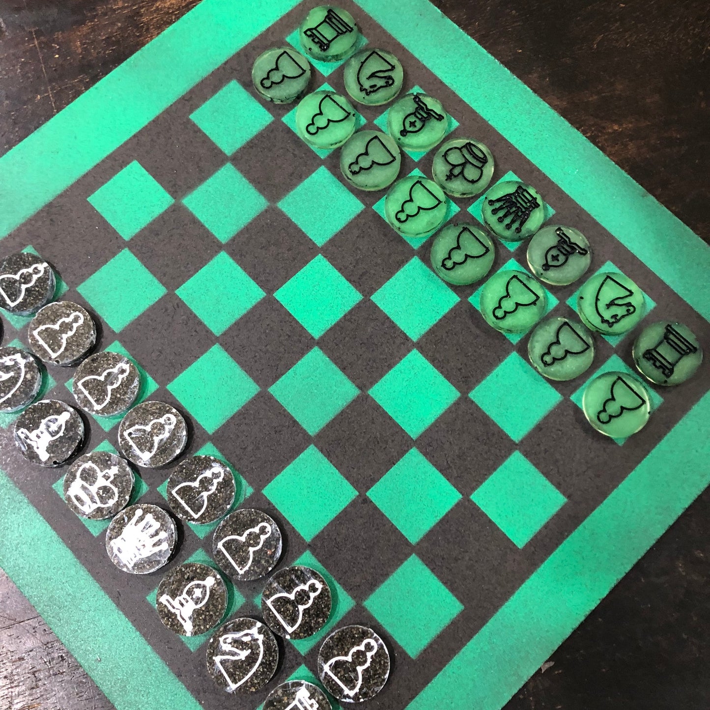 Black & Green - Painted Chess Set