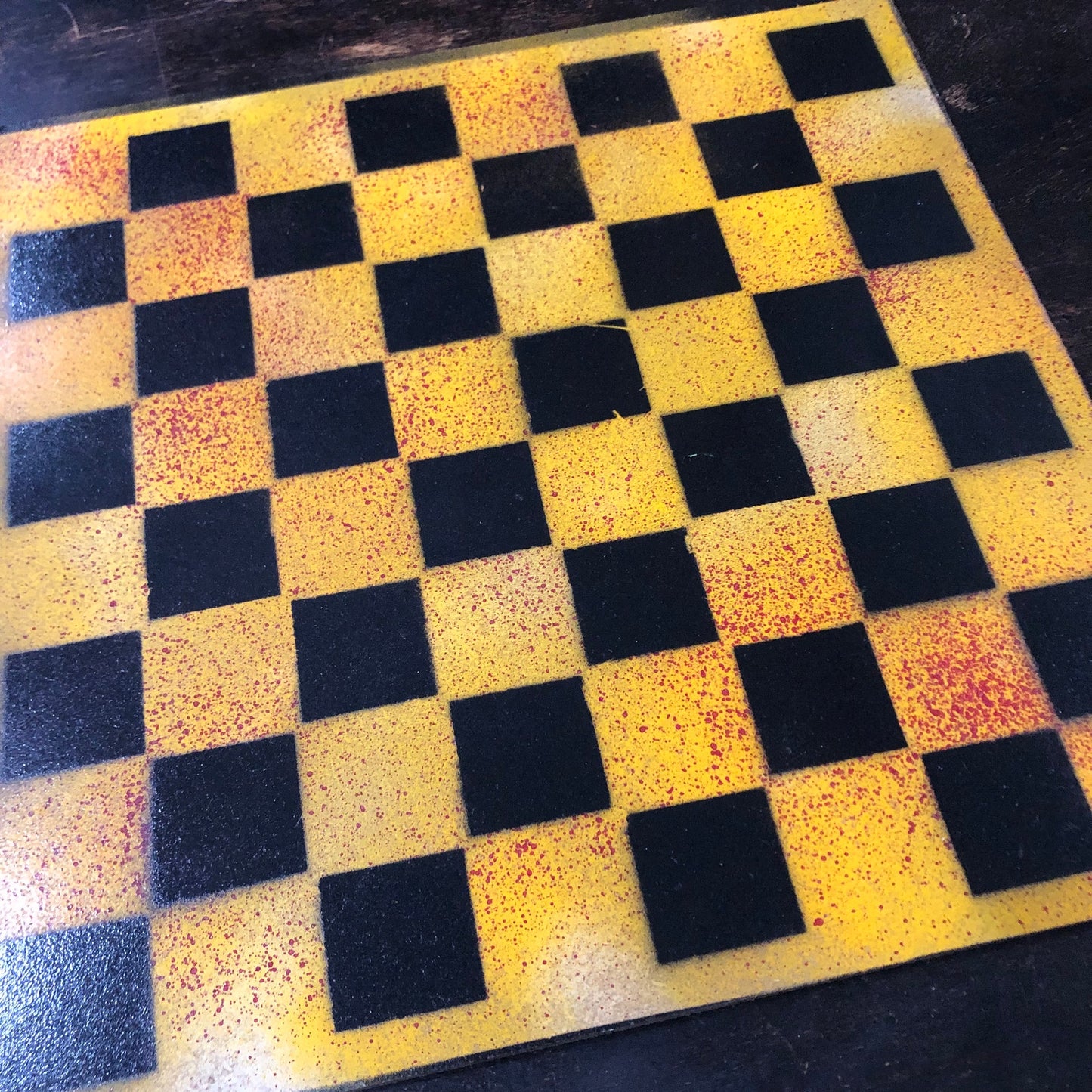 Speckled Green/Yellow - Painted Chess Set
