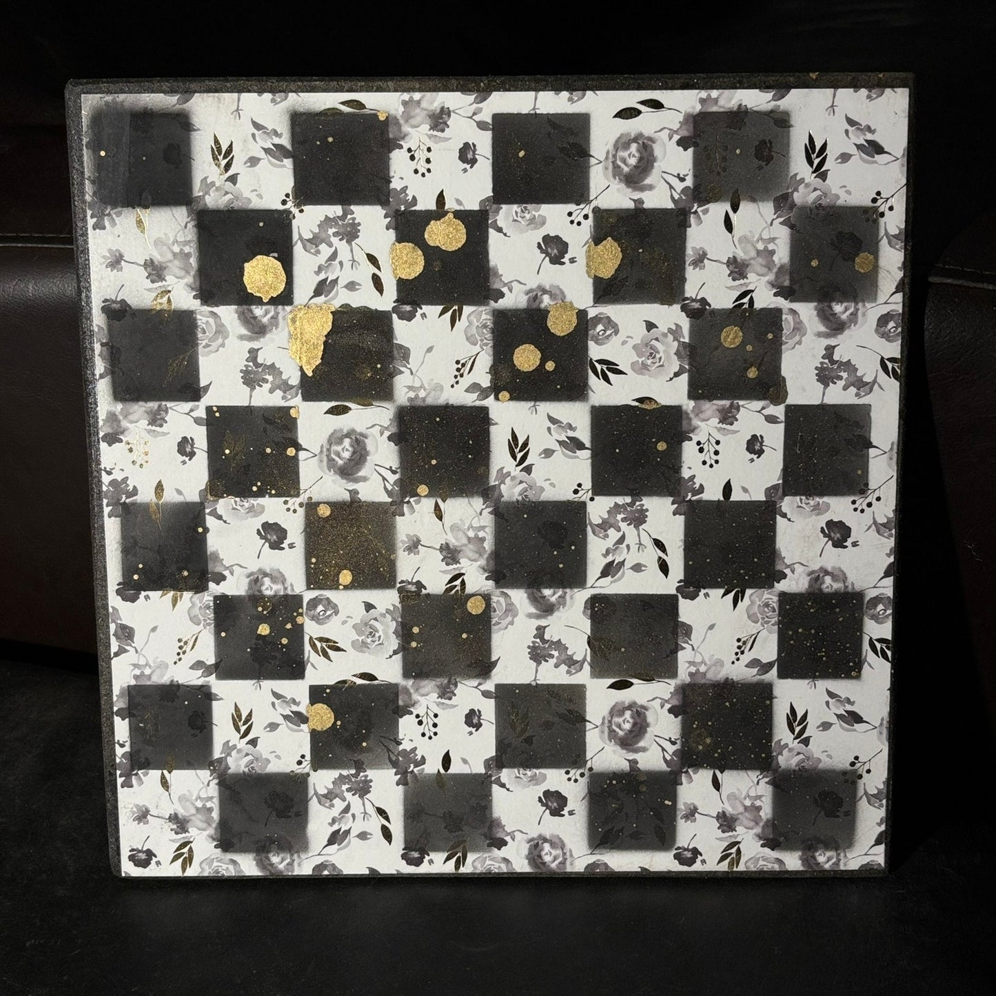 Black & White Golden Drip - Scrapbook Chess Board