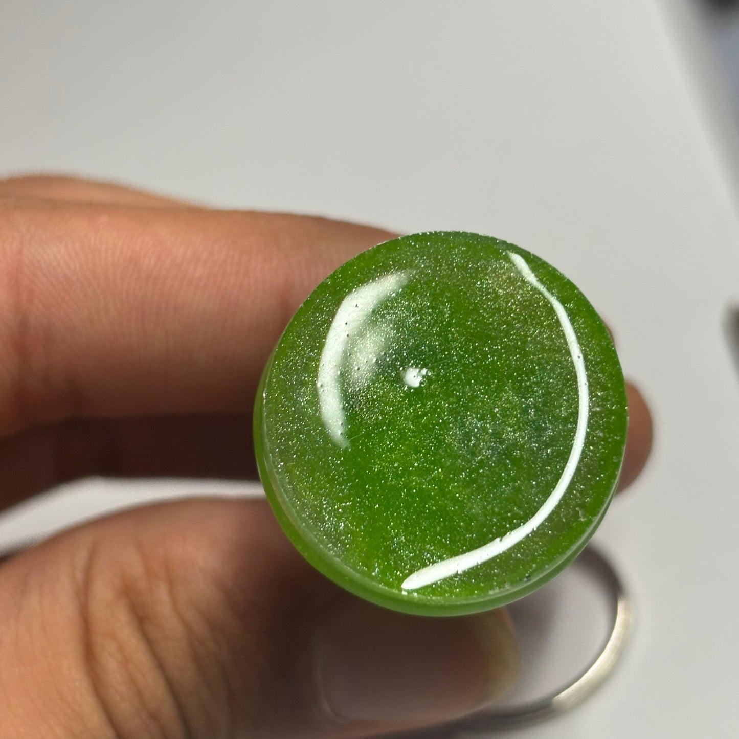 White/Green Queen - Handmade Resin Keychain