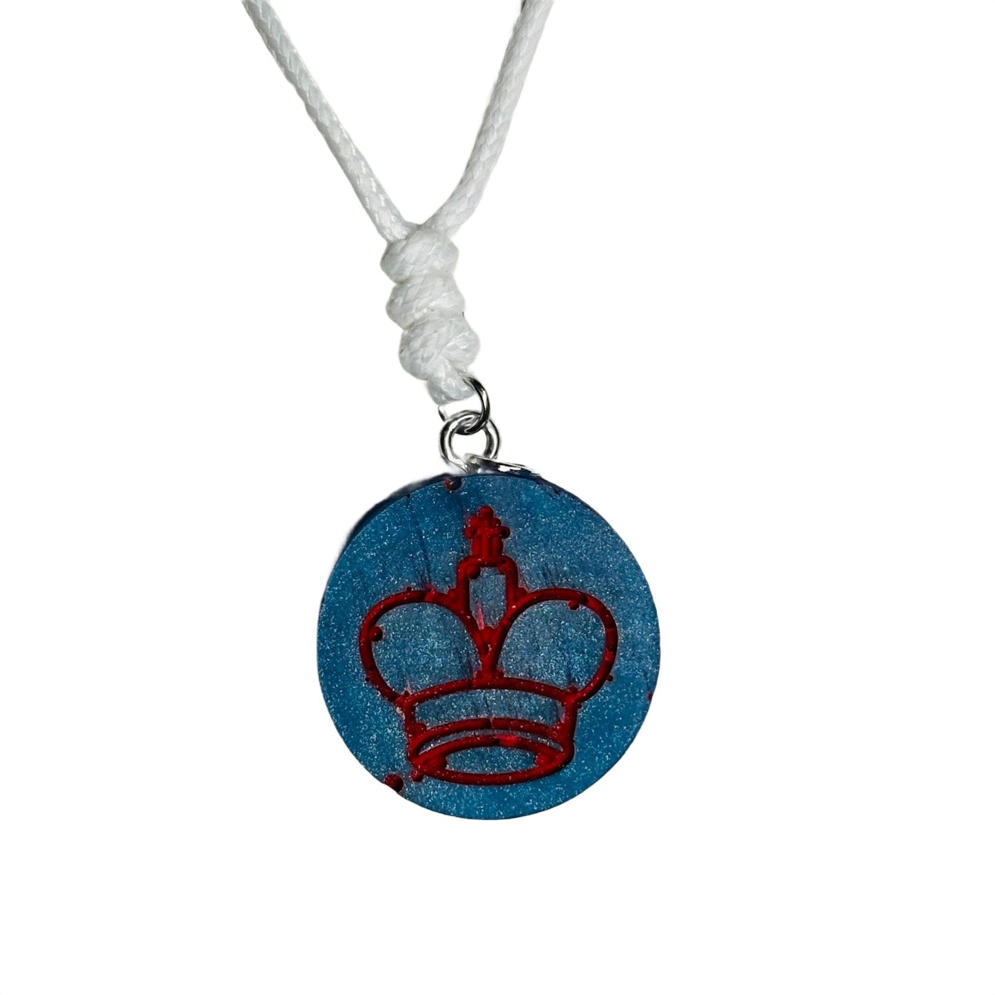 🎁 Blue King - Handmade Resin Chess Necklace (100% off)