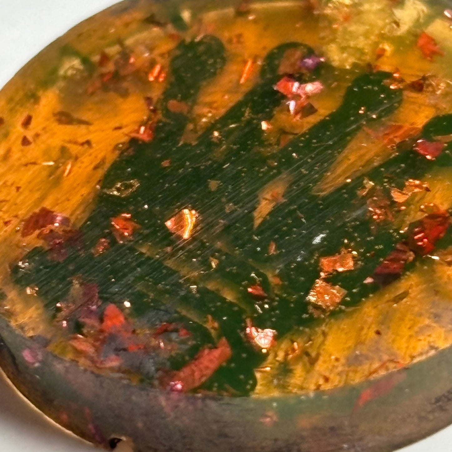 Amber Royal Queen - Handmade Resin Keychain