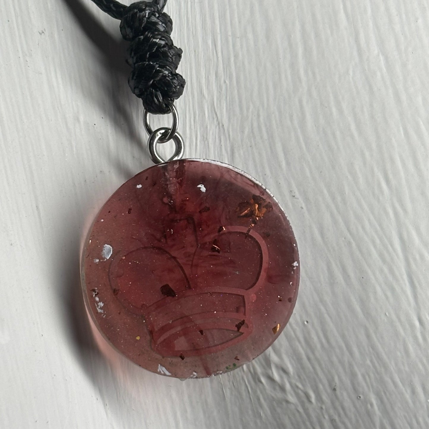 Red Fading King - Handmade Resin Chess Necklace