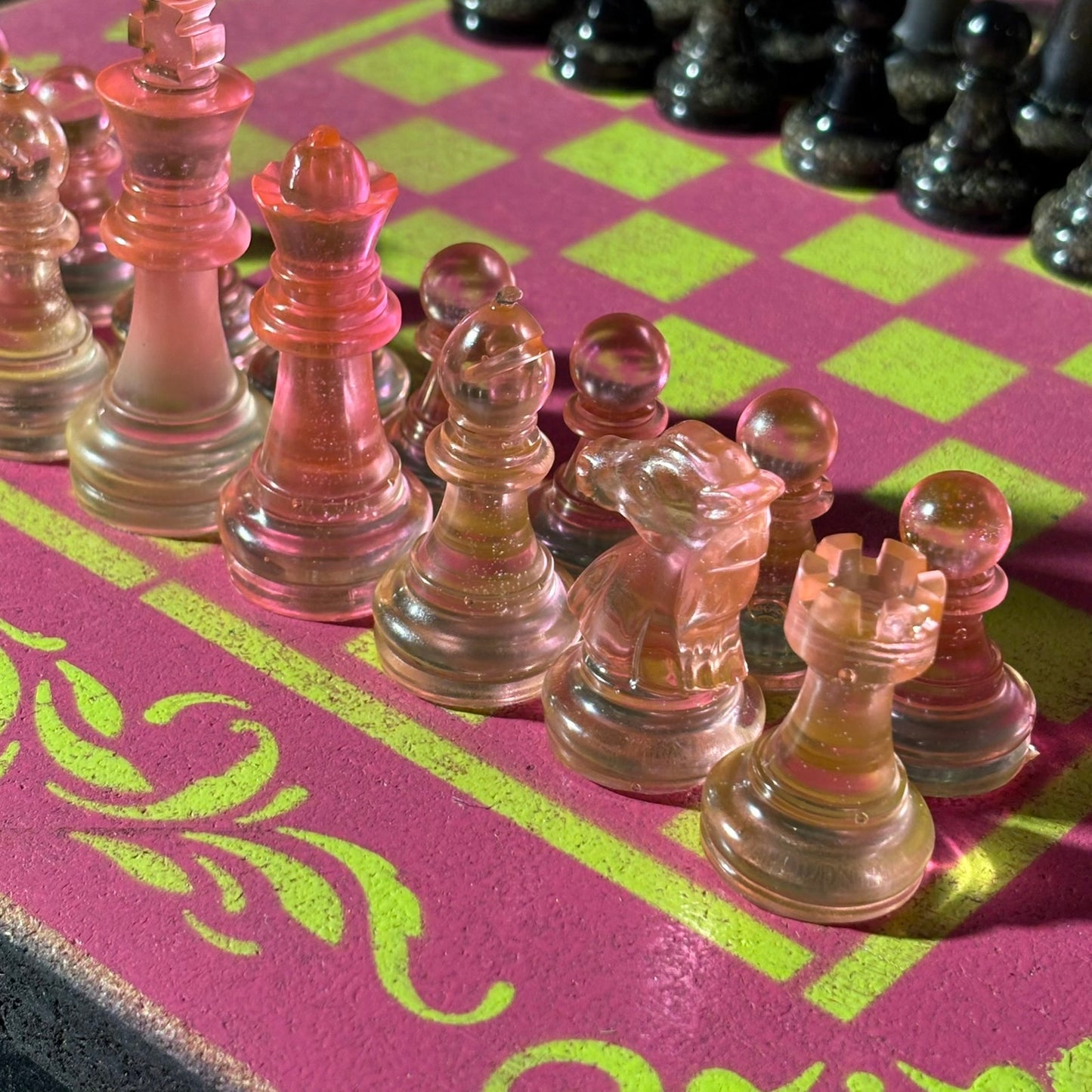 Neon Green Pink - Painted Chess Set