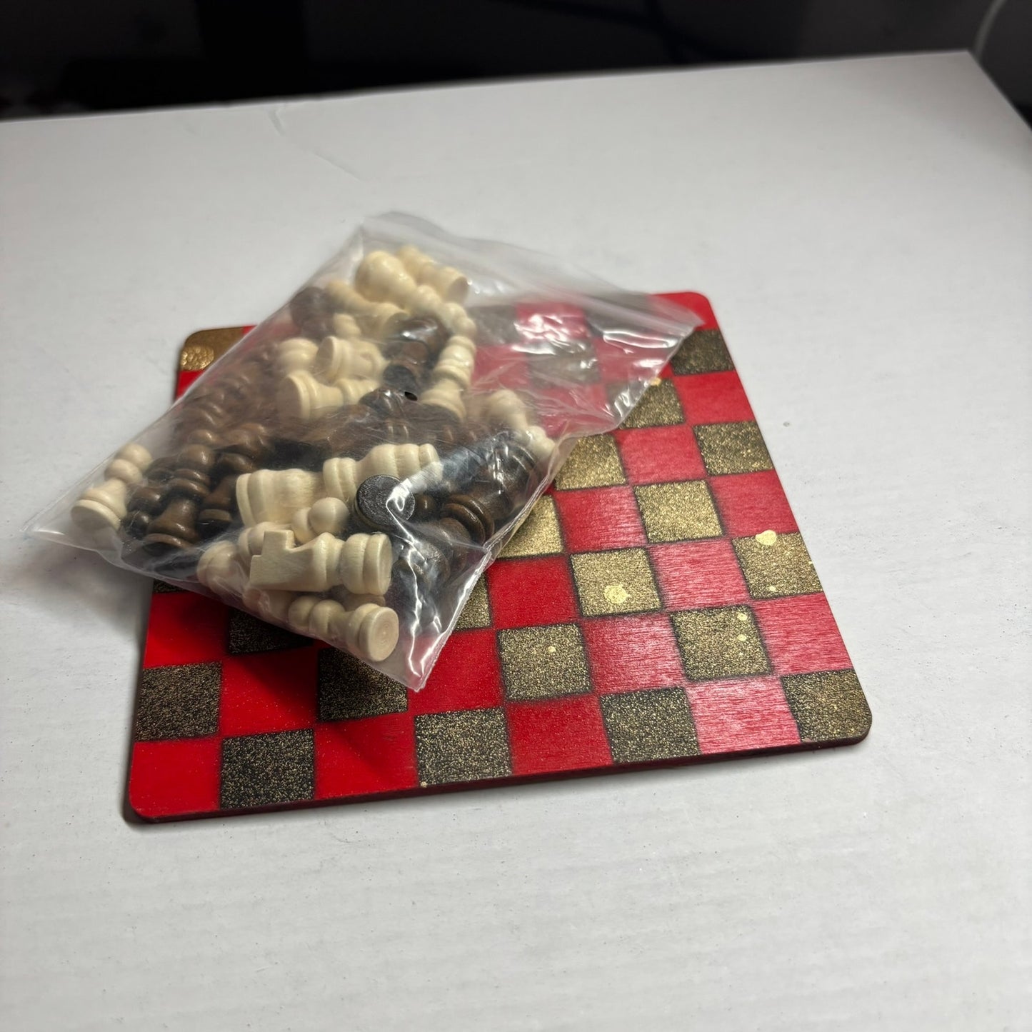 Cherry Red Gold - Mini Chess Set