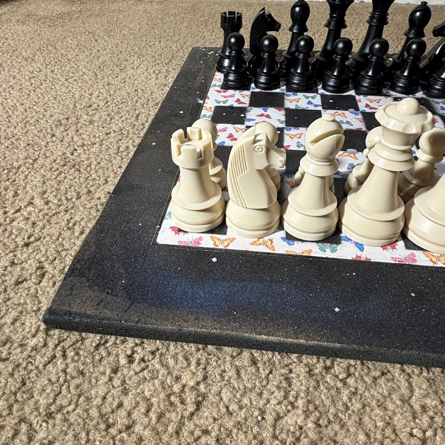 Simplistic Butterflies - Large Deluxe Chess Set