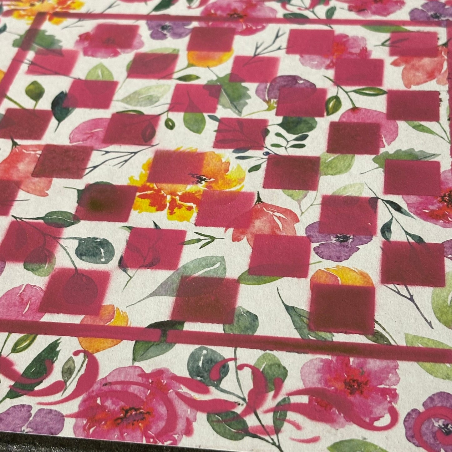 Supreme Pink Flowers - Scrapbook Chess Set