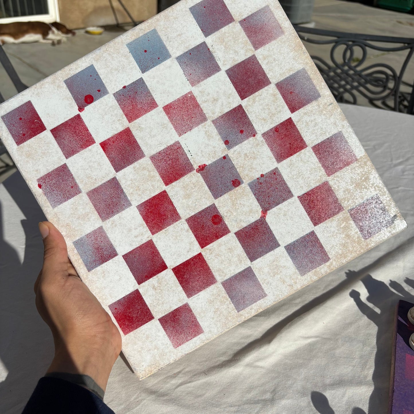 Spacey Red & White - Chinese Edition Chess Set
