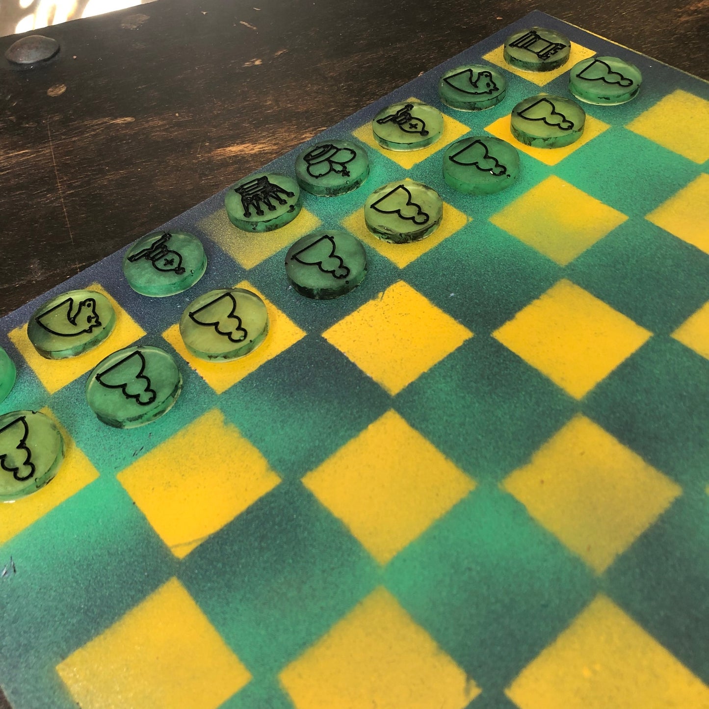 Alien Green & Yellow - Painted Chess Set