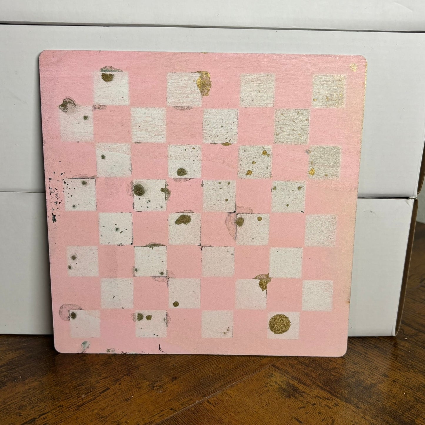 Pinked Golden Drip - Painted Thin Wooden Chess Board