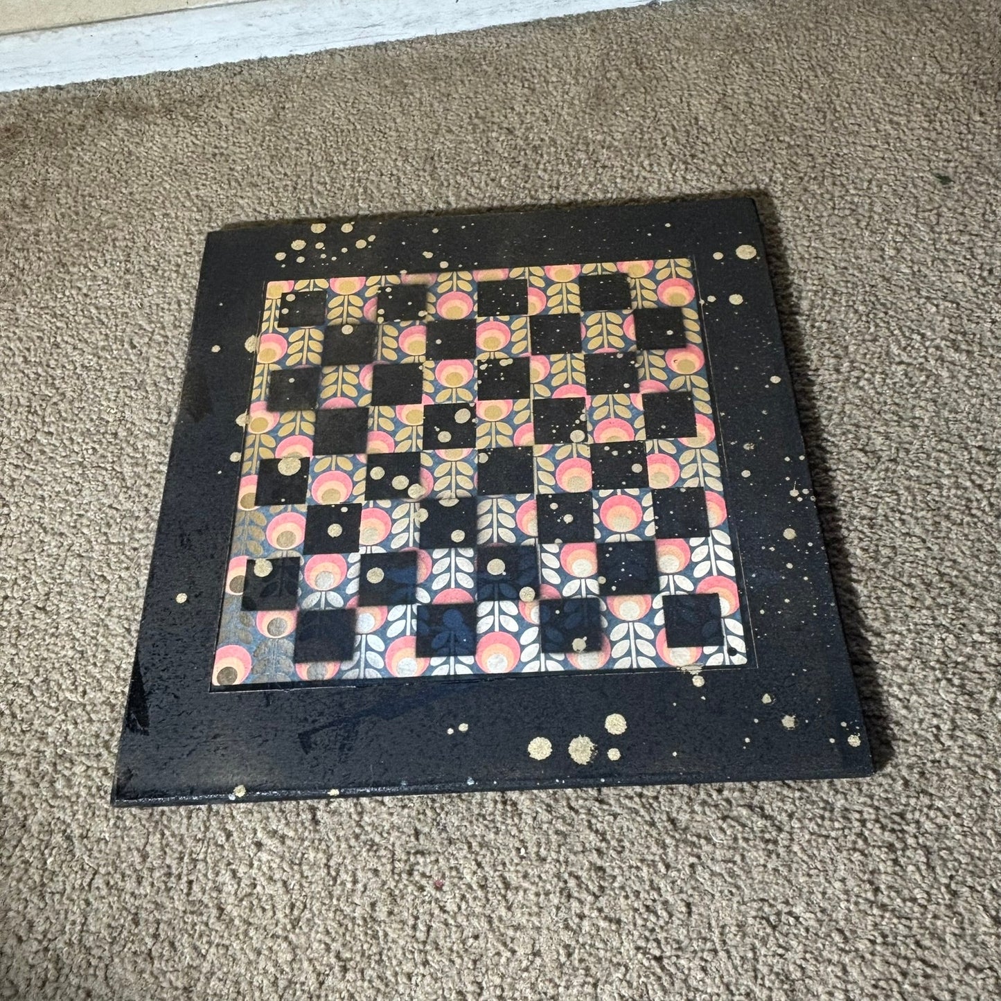 Yellow Golden Hue - Large Deluxe Chess Set