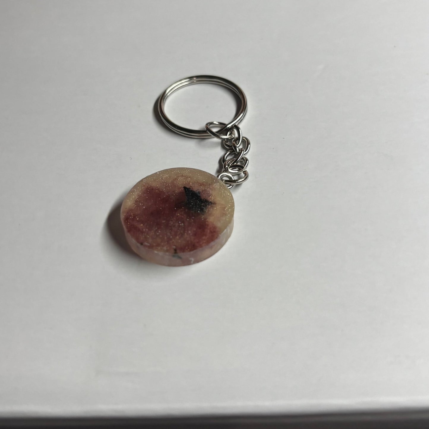Old Fashioned Knight - Handmade Resin Keychain - Flat Edition