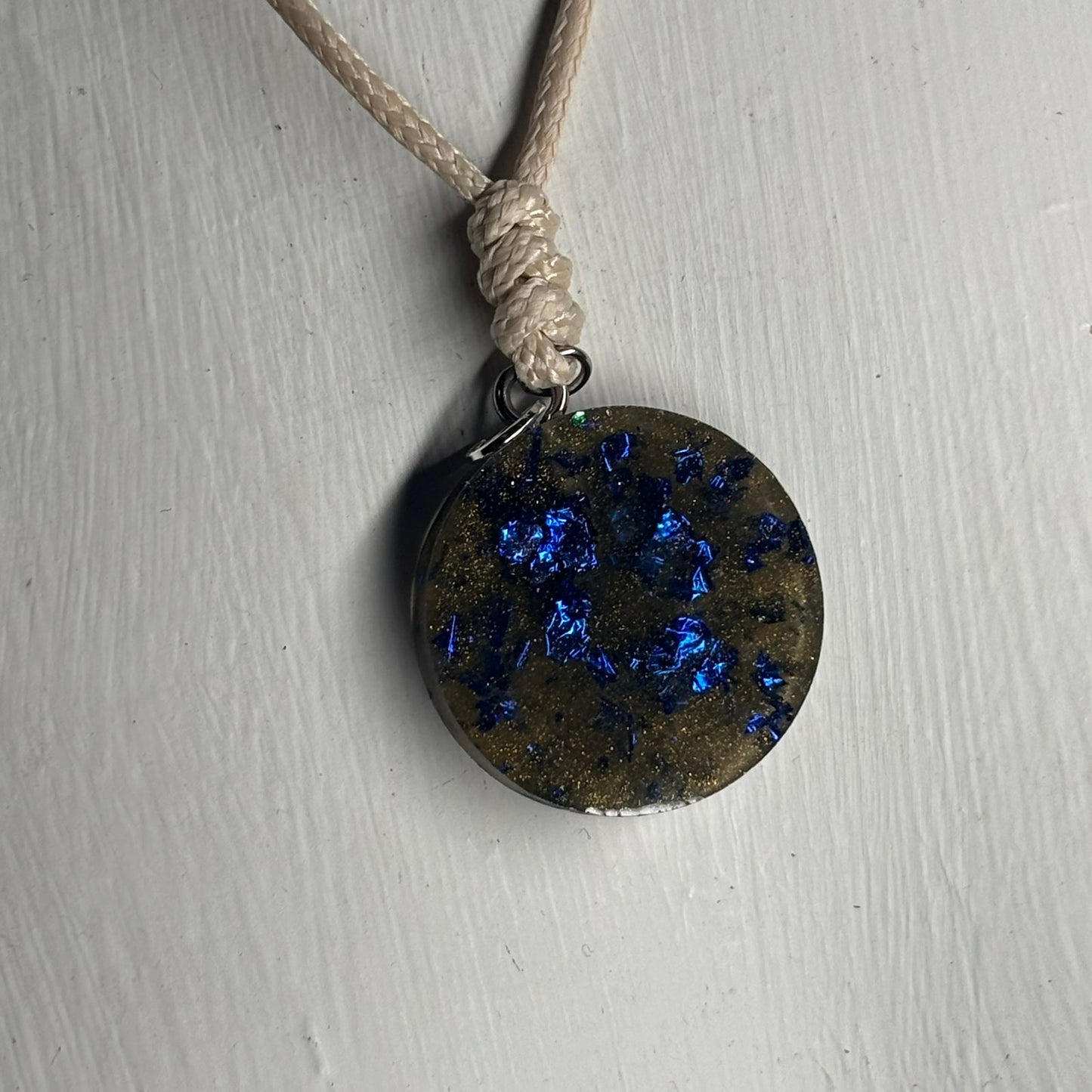 Vintage Green King - Handmade Resin Chess Necklace