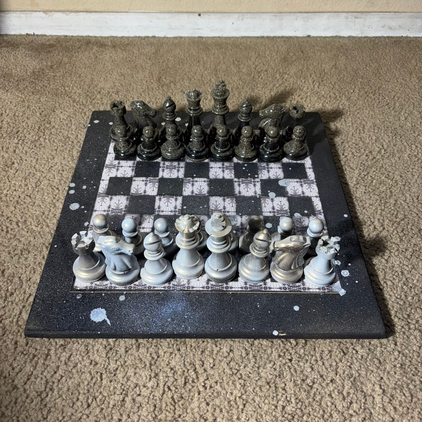 Golden Hue - Large Deluxe Chess Set