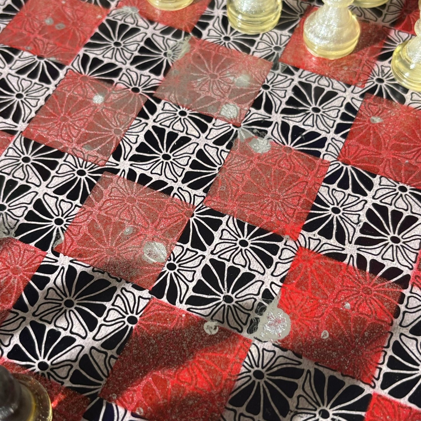 Red Black Prestige- Scrapbook Chess Set