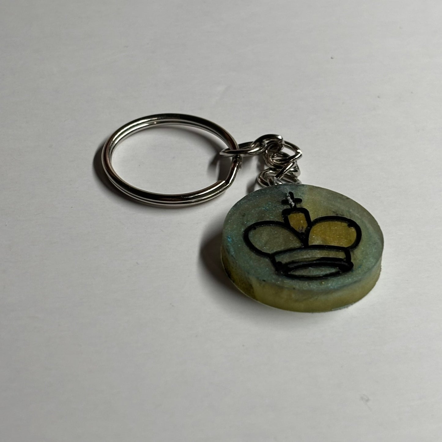 The Green King - Handmade Resin Keychain - Flat Edition
