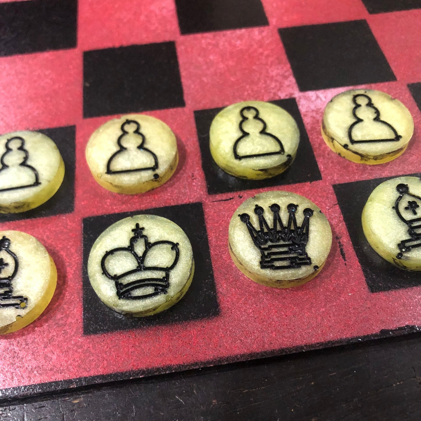 Slush Red - Painted Chess Set